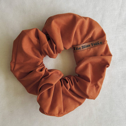 Mama Scrunchie • Brown