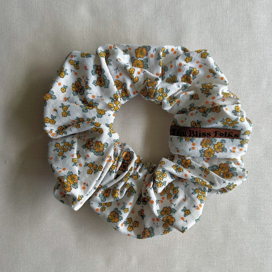 Mama Scrunchie • Small Orange & White Floral